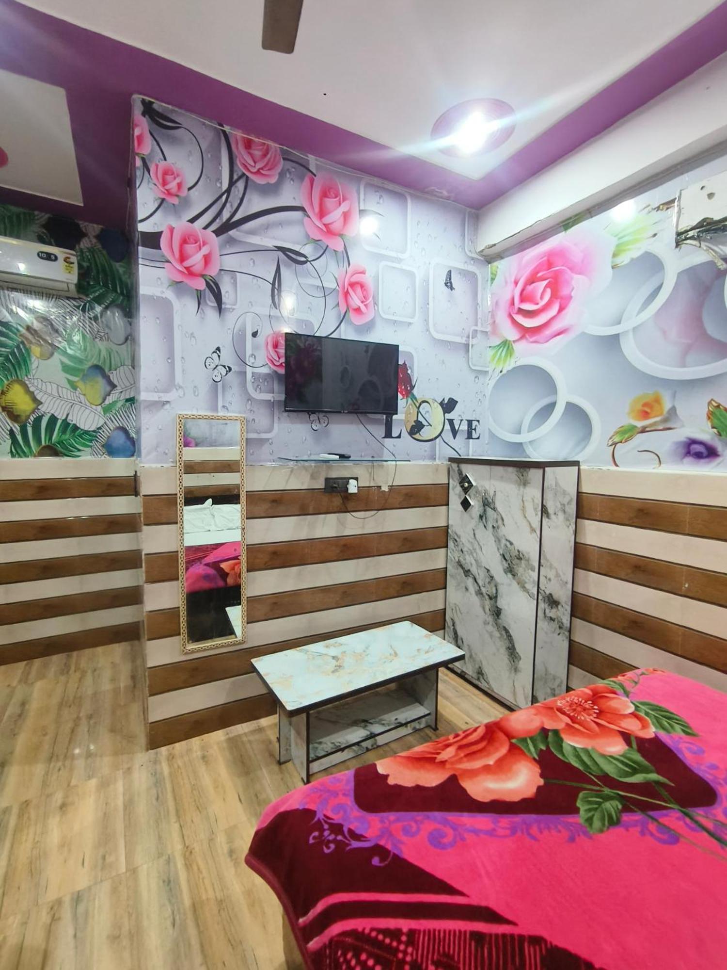 Hotel K.D.Dham-Near Prem Mandir Vrindāvan Zewnętrze zdjęcie