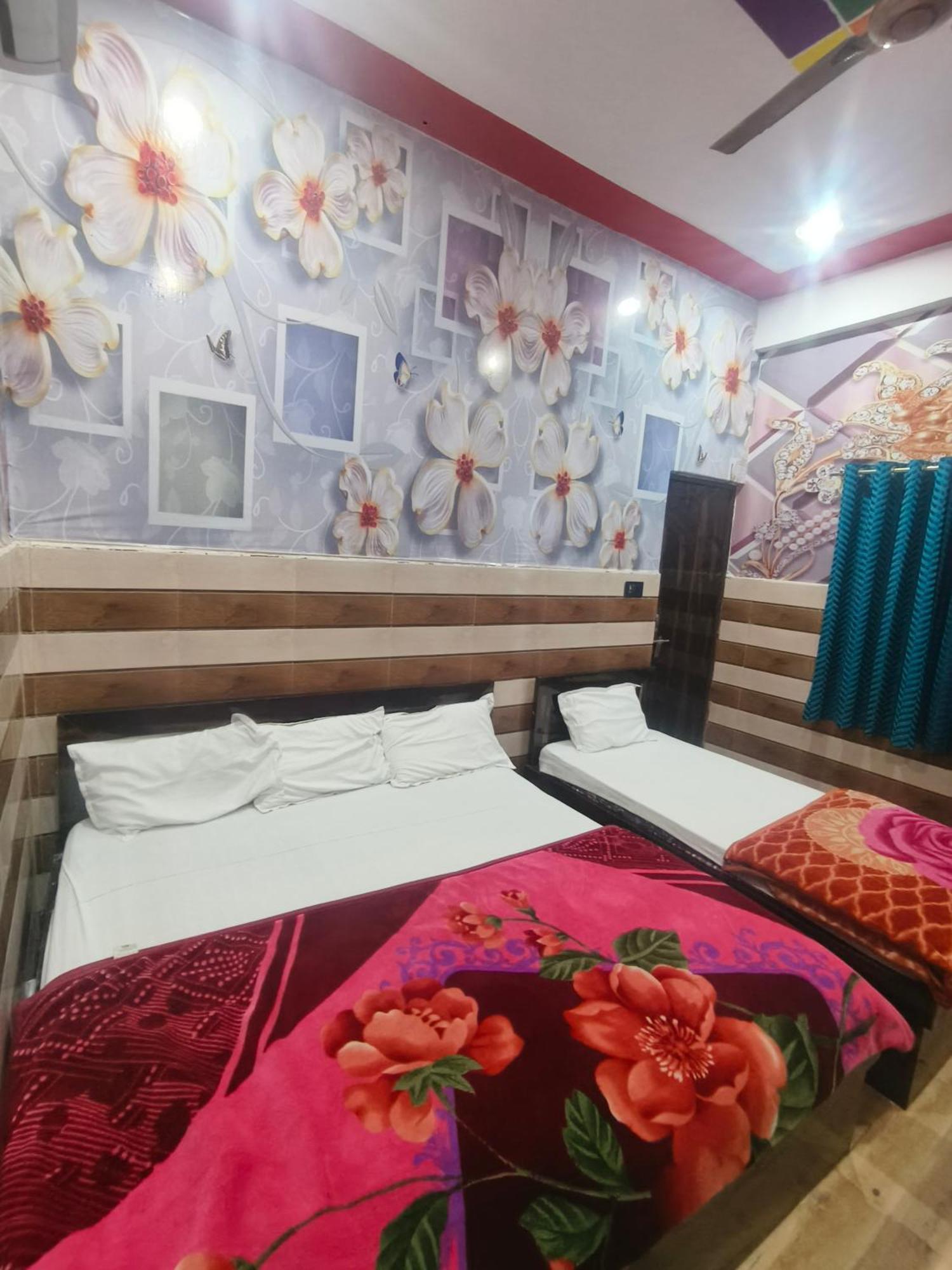 Hotel K.D.Dham-Near Prem Mandir Vrindāvan Zewnętrze zdjęcie