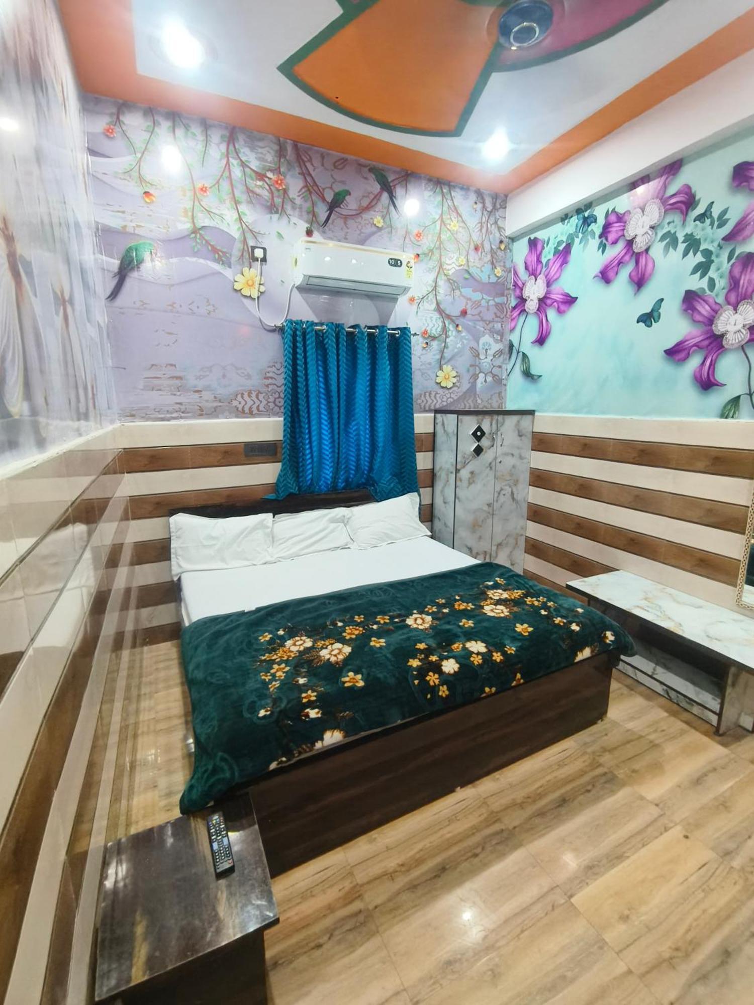 Hotel K.D.Dham-Near Prem Mandir Vrindāvan Zewnętrze zdjęcie