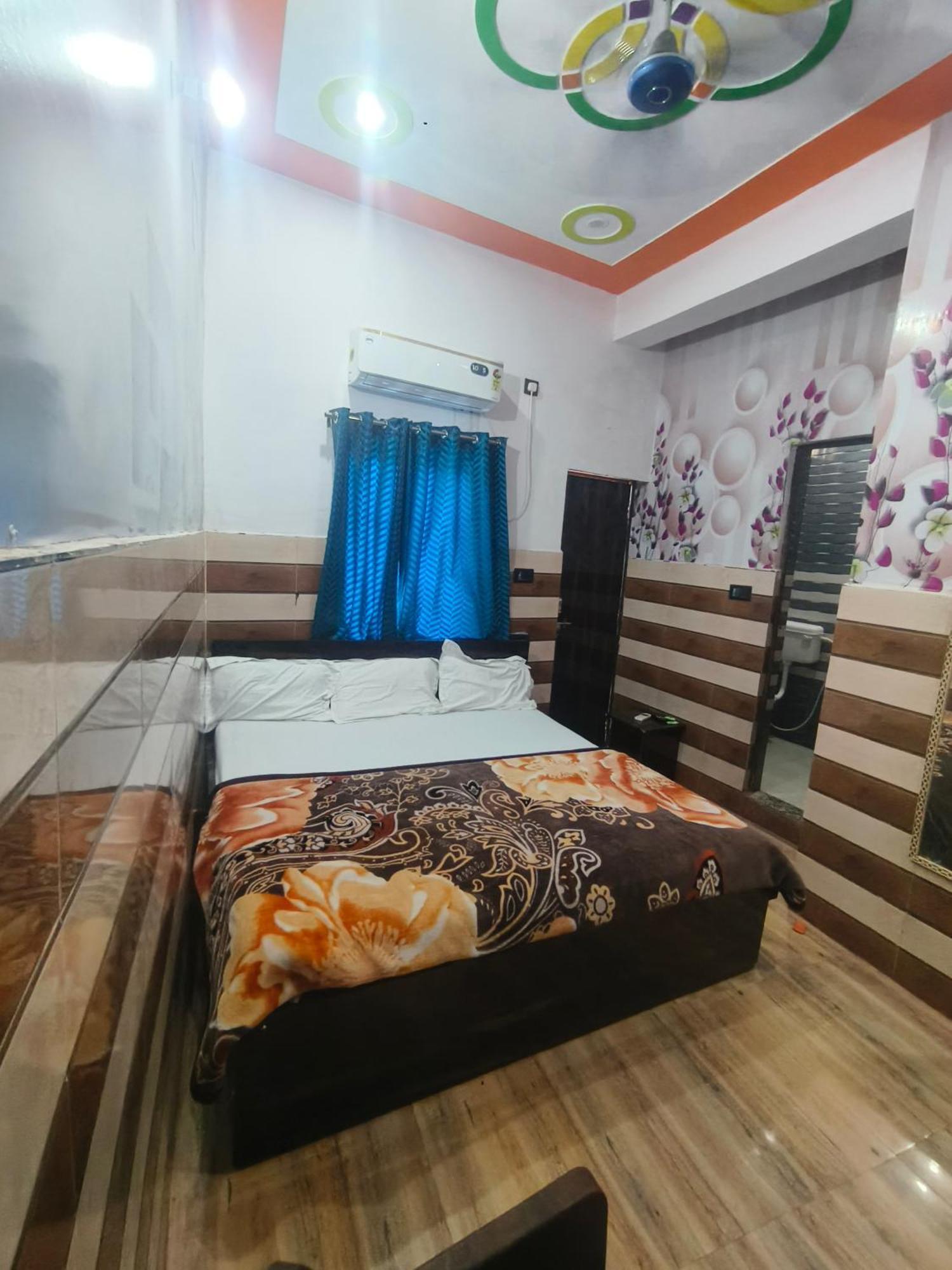 Hotel K.D.Dham-Near Prem Mandir Vrindāvan Zewnętrze zdjęcie